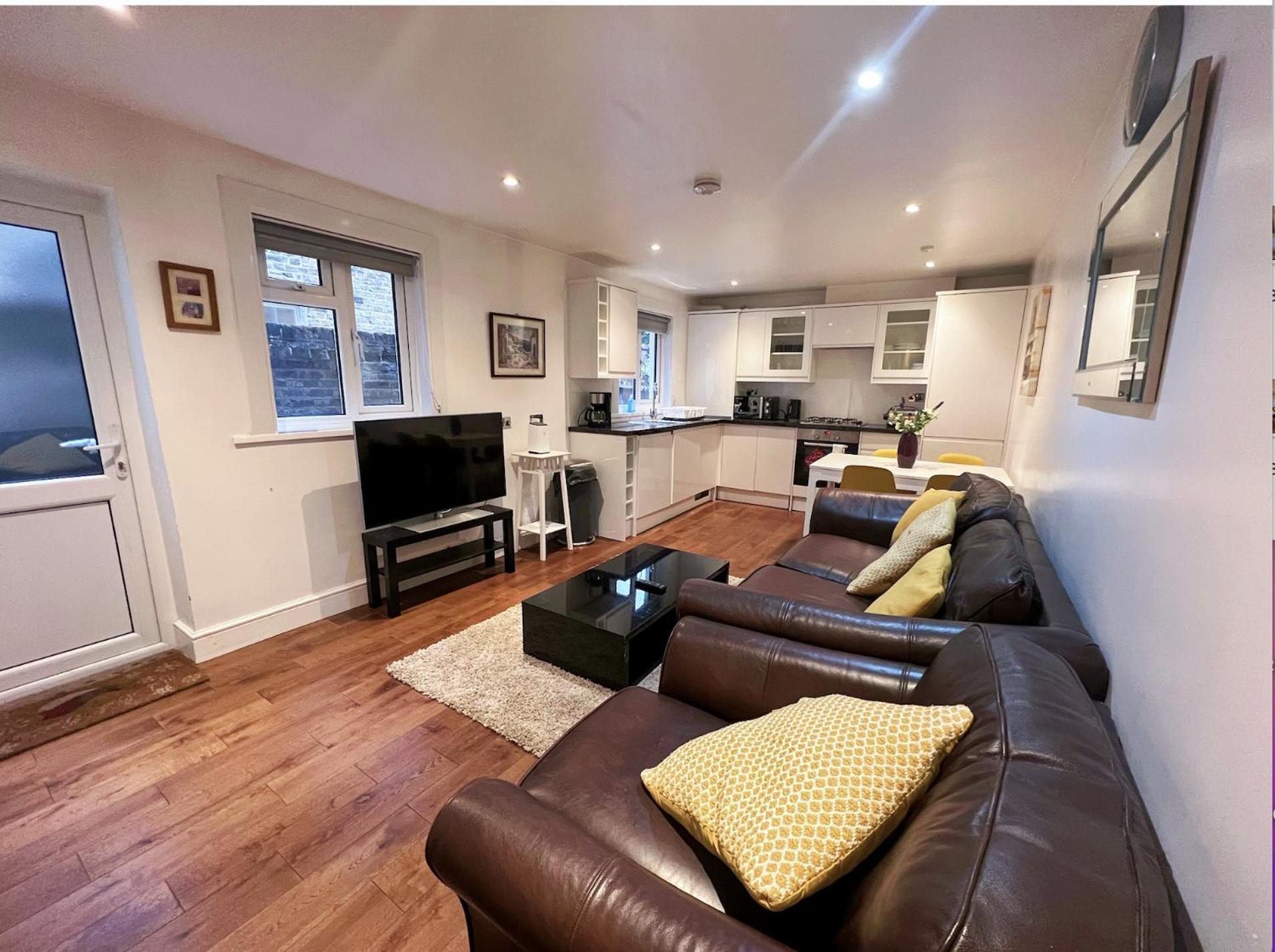 Lovely 2 Bedroom Garden Flat In ロンドン エクステリア 写真