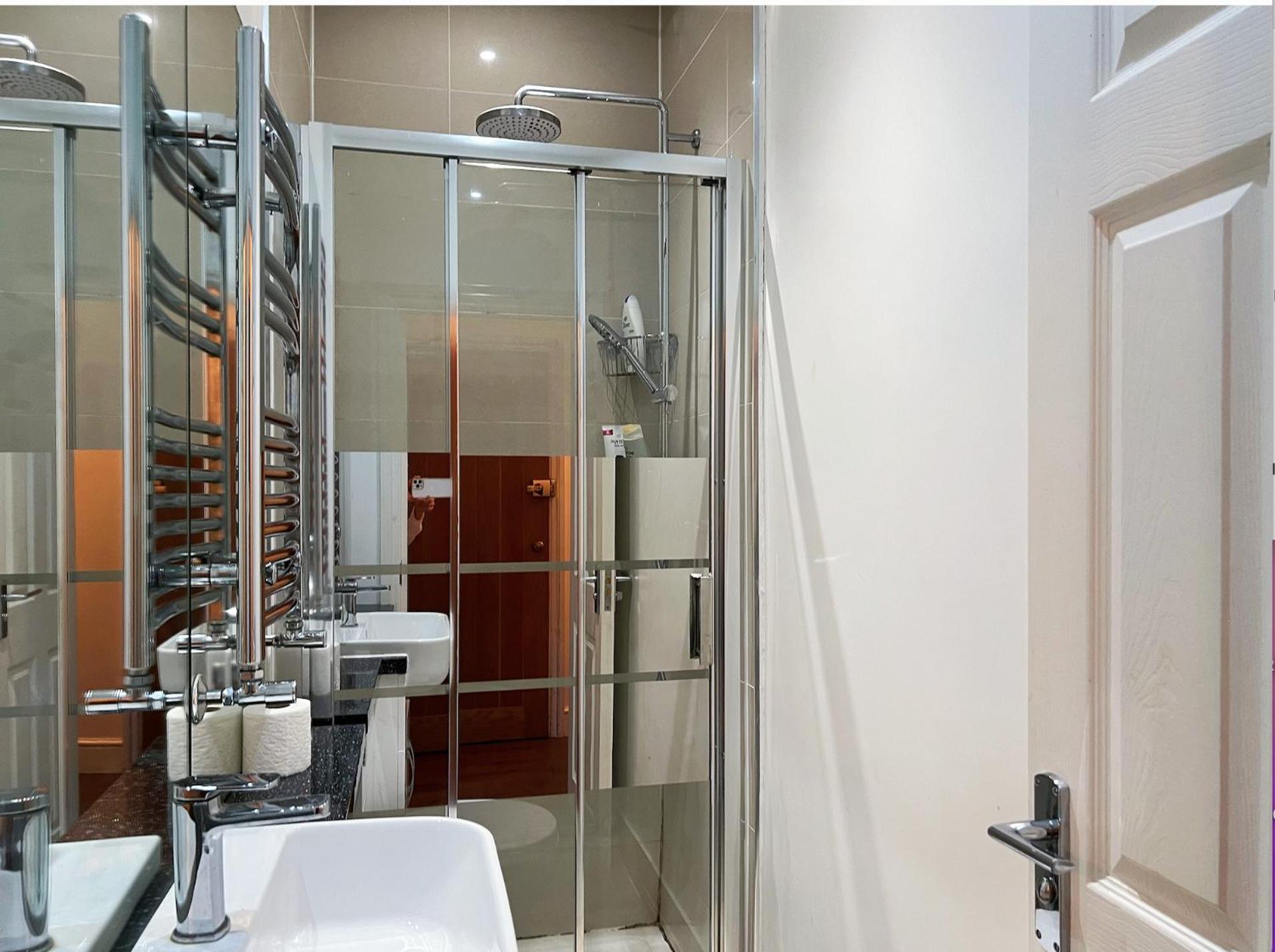 Lovely 2 Bedroom Garden Flat In ロンドン エクステリア 写真