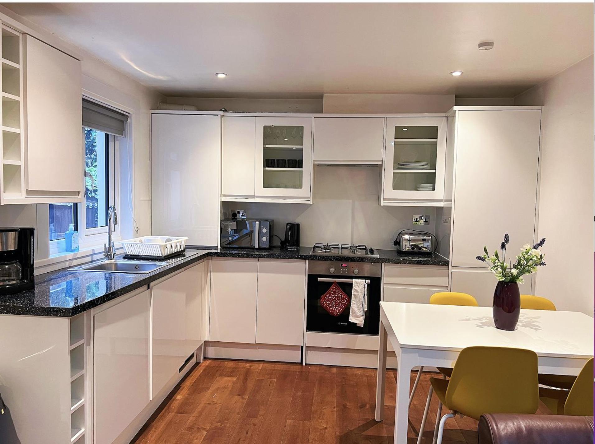 Lovely 2 Bedroom Garden Flat In ロンドン エクステリア 写真