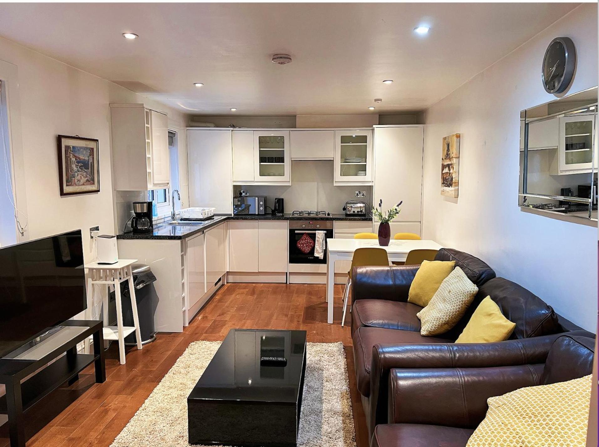 Lovely 2 Bedroom Garden Flat In ロンドン エクステリア 写真